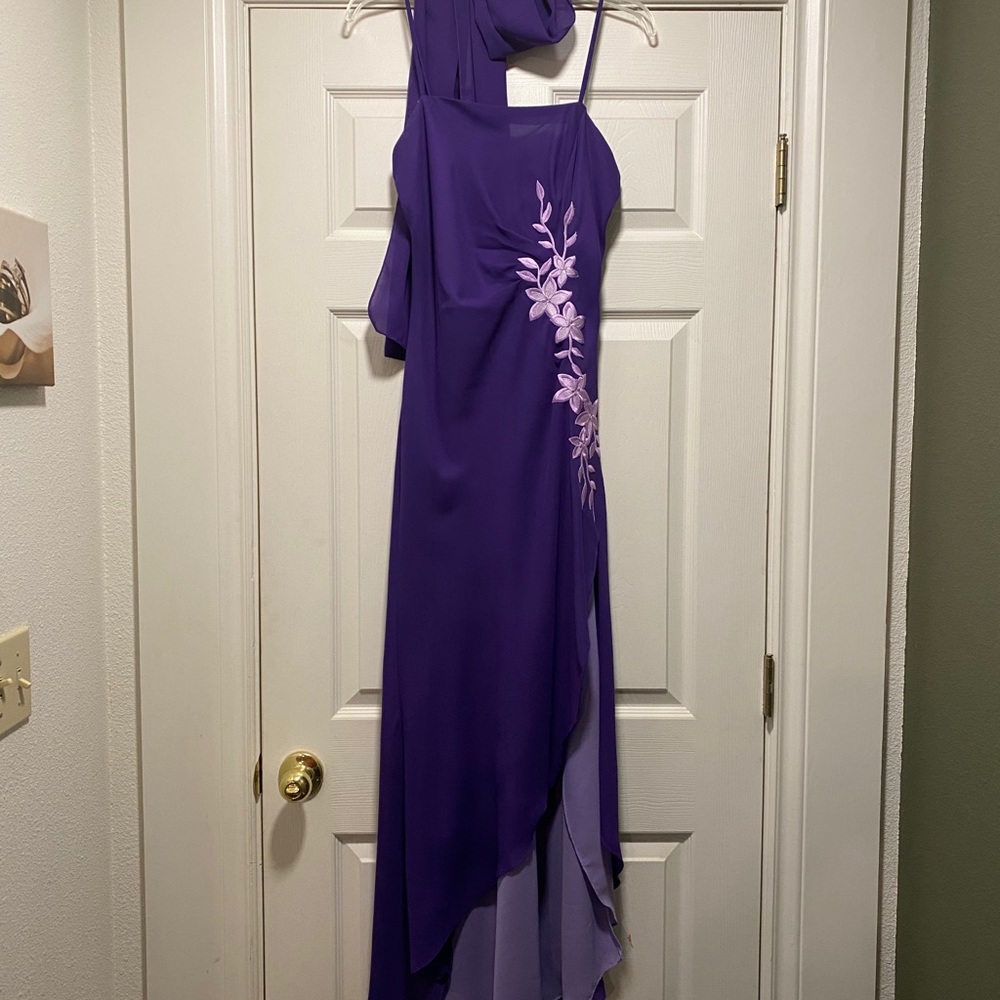 Formal dress/ball gown/NYE dress